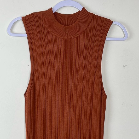 Wayf Brown Rust Sleeveless Mock Neck Midi Dress NWT Size XL - Picture 3 of 7